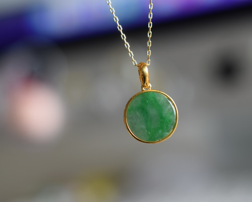 26 受注制作ト k18金ゴールド 天然 緑 本翡翠 ペンダント ネックレス