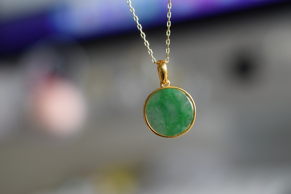 26 受注制作ト k18金ゴールド 天然 緑 本翡翠 ペンダント ネックレス