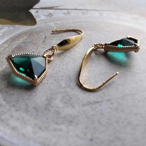 再々々・・・販♪】～colored glass～ 差し色 ピアス/イヤリング