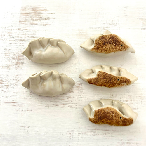 jyj840428 さま専用　箸置き チョウザメ 30個 jyj840428 さま専用 箸置き チョウザメ 30個 - メルカリ