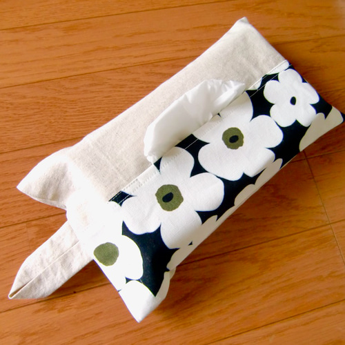 ハンドメイド❃︎ ボックスティッシュカバー           北欧柄ブルーの花 ボックスティッシュカバー 北欧花柄 その他インテリア雑貨 Cielo