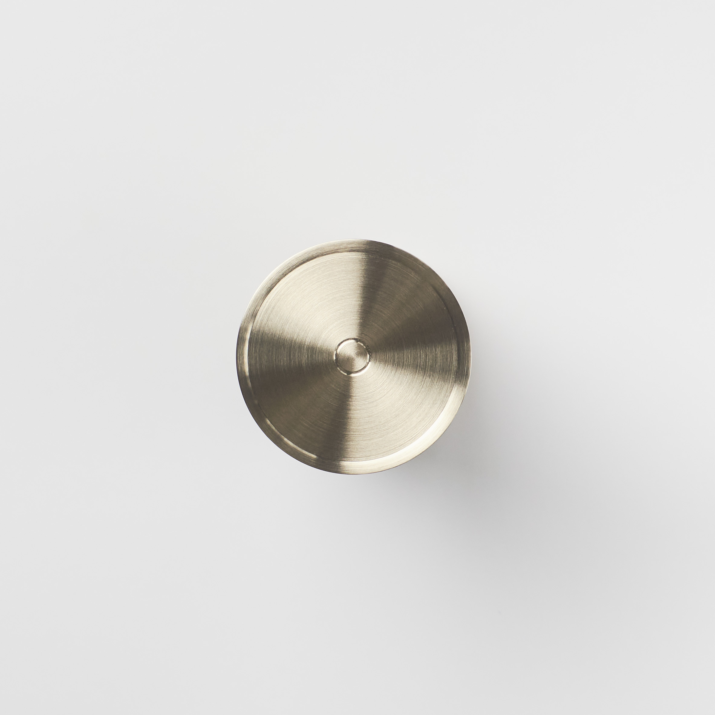 真鍮の一輪挿し 02