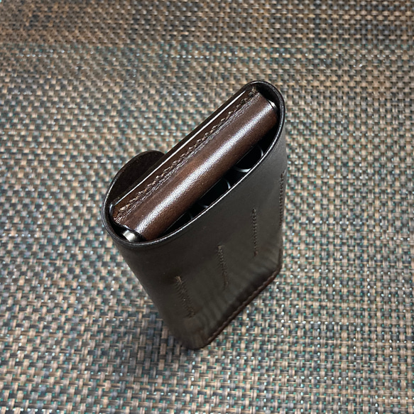 [3支獨立鋼筆，鞣製皮革製成，深棕色染色] 鋼筆盒（含墨水匣），筆盒，鉛筆盒 第6張的照片
