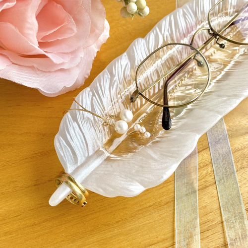 幸せの天使の羽☆プレート クリア&ホワイト 新色 お皿 飾り 白 その他