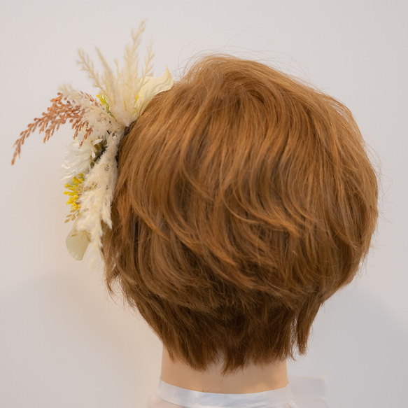 【ショートヘアーやベリーショートの花嫁様に】ドライフラワー風髪飾りG　パンパスグラス・ユーカリのウェディングヘッドドレス 7枚目の画像