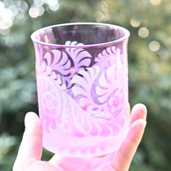 「ゴシック」 サンドブラスト ピンク グラス 1枚目の画像
