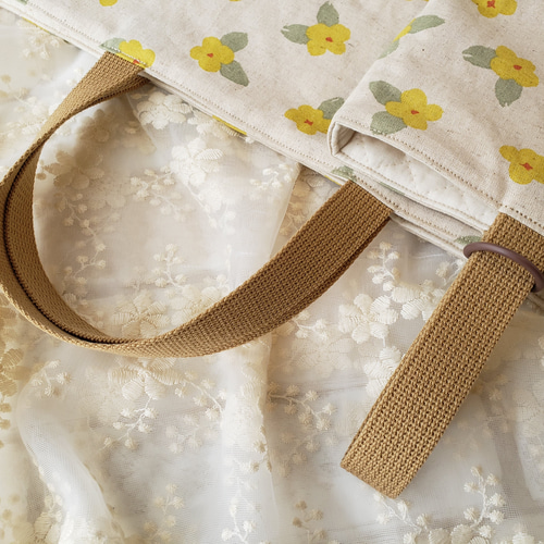 入園・入学準備 》北欧花柄 フリル付きレッスンバッグとシューズバッグ