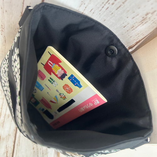 大きめ Lサイズ 撥水 オーガナイザー ボディーバック 大人の移動