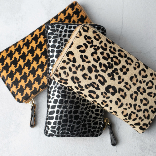 未使用級 激レア】サルヴァトーレフェラガモ レオパード 長財布 豹