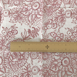 【50cm単位】ホワイトピンク　インドテキスタイル　ブロックプリント　コットン　生地 4枚目の画像