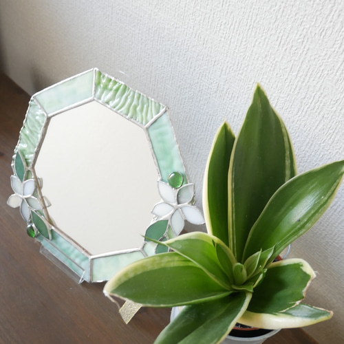✴︎:年末まで10％割引♪ リップルグリーンの八角形の鏡♪ （size20