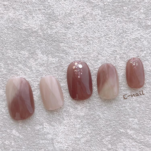 くすみピンクブラウン ニュアンスネイルチップ