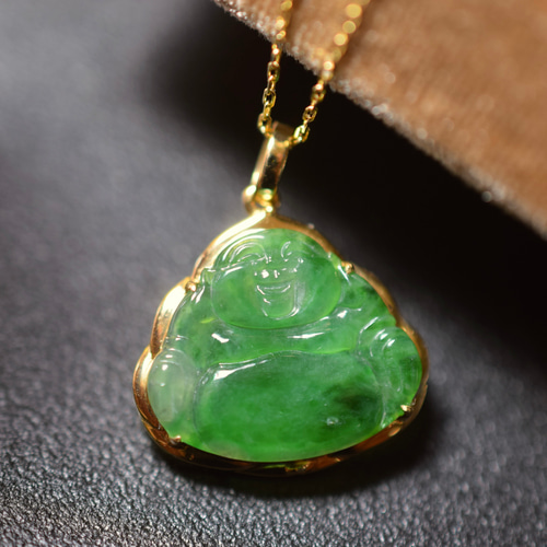 847 現品 k18金ゴールド ミャンマー産 本翡翠 ヒスイ ネックレス