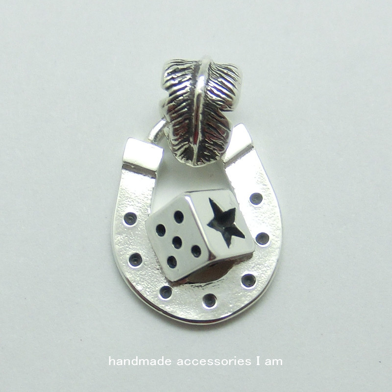 受注製作商品　羽根バチカン　サイコロ馬蹄ペンダント　シルバー925　IP0569