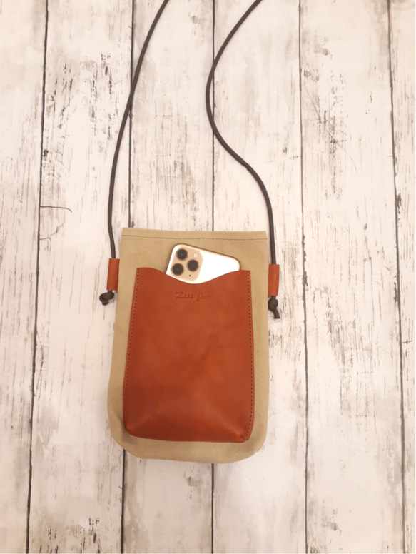 日本製Zess fino スマホポーチ 　サコッシュ　本革使用　 　 色の組み合わせ自由　遊び心たっぷり　受注製作 9枚目の画像