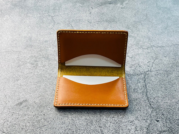 【手縫】キャメル色本革名刺入れケース（キャメル糸） 3枚目の画像