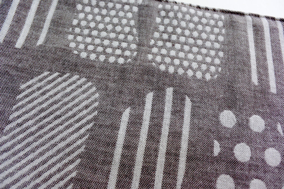 【受注制作】播州織ガーゼの手ぬぐい風ミニストール 丸と線 マロンブラウン 4枚目の画像