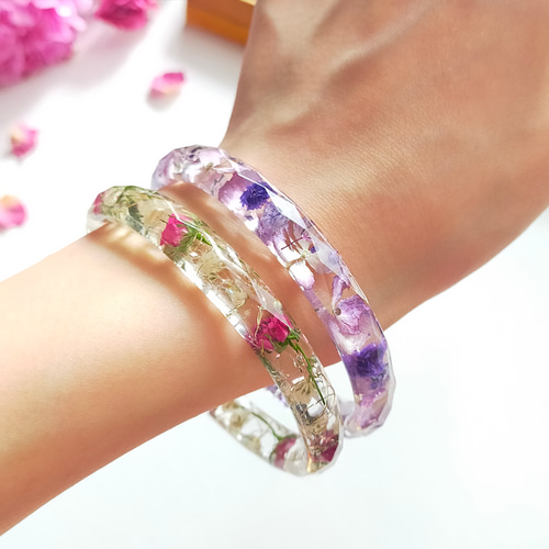 ふんわりラベンダーカラーのバングル〜 くすみカラー アンティーク 紫