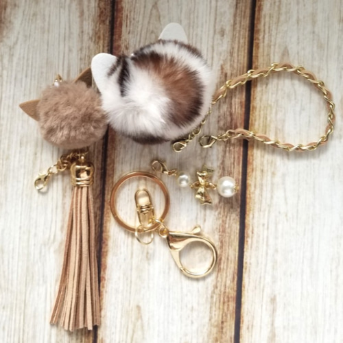 猫耳ファーバッグチャーム その他アクセサリー 手仕事☆ Piggy