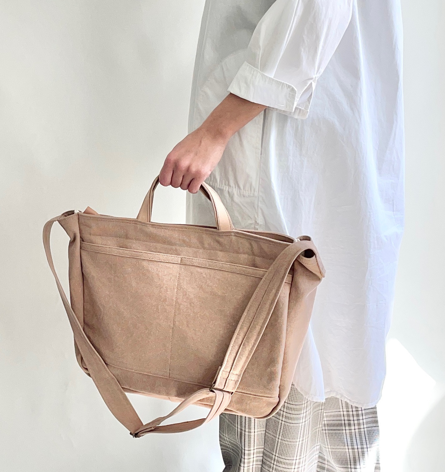 songmont ベージュ マザーズバッグ 小型ポーチ付き Small Bags | Chic & Functional | Sustainable Fashion – Songmont