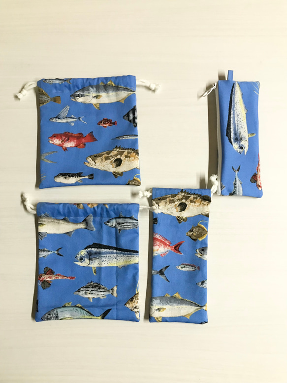 【特集掲載】お魚好きなお子様に＊巾着袋とポーチの4点セット（ブルー） 4枚目の画像