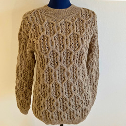 変わり縄編み模様のセーター 2枚目の画像