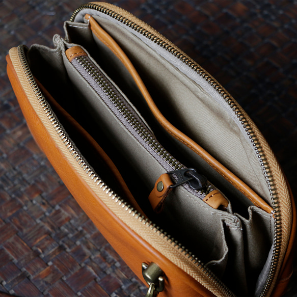 本革クラッチバッグストラップ付きスマホミニショルダーバッグ軽量ポーチ 8枚目の画像