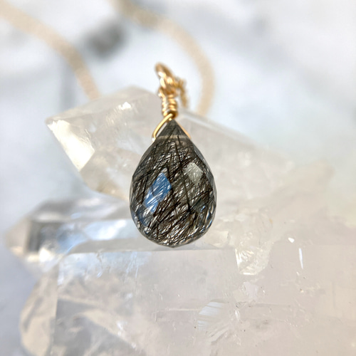 再販☆現品】14kgf✳︎大粒ブラックルチルクォーツのドロップカット 