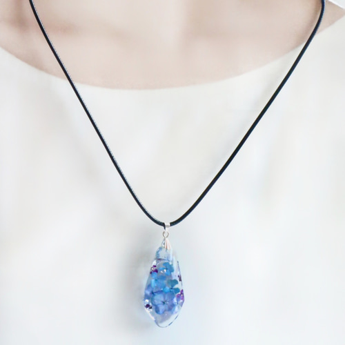 紫陽花～*琉球ガラス入り鉱石ネックレス marry.c's