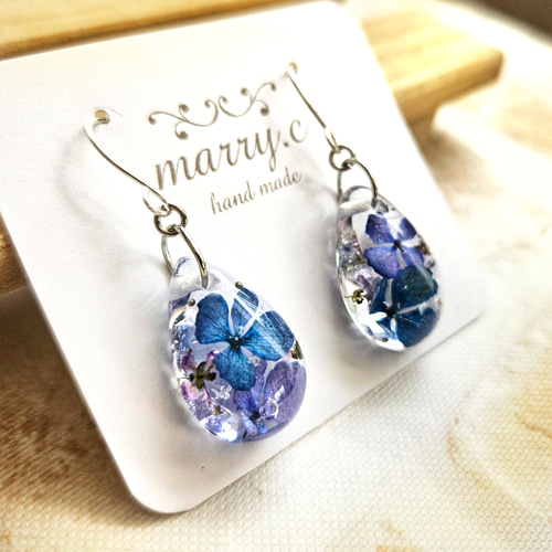 145 ブルーパープル系盛りカボション✖︎ビーズタッセル　ピアスorイヤリング オススメ♡』紫陽花～*琉球ガラス入りしずくピアス・イヤリング marry
