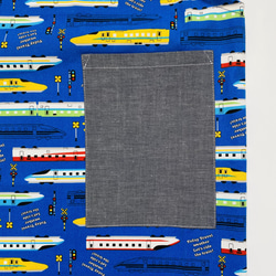 電車柄☆100〜110こどもエプロン、三角巾、巾着3点セット 4枚目の画像