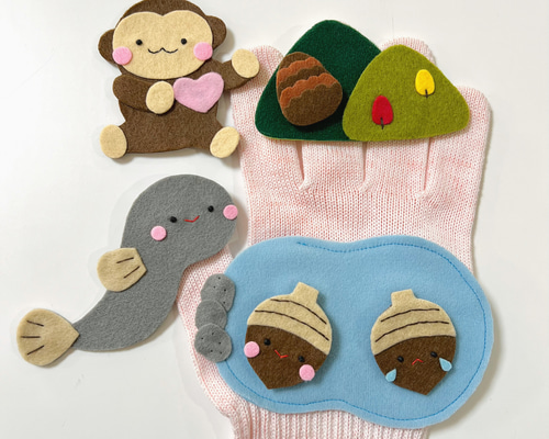 どんぐりころころ・まつぼっくり♪手袋シアター おもちゃ・人形 ころ