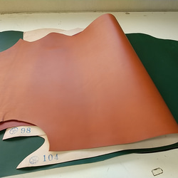 ロイスkip　牛革 ベジタブル　104～113デシ程度　厚さ1.4mm前後 brown(ブラウン) 4枚目の画像