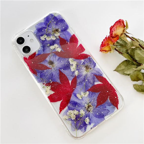かすみ草と楓（カエデ）iPhone14/SE/Xperia5III/GALAXYS22 スマホリング 押し花ケース 5枚目の画像