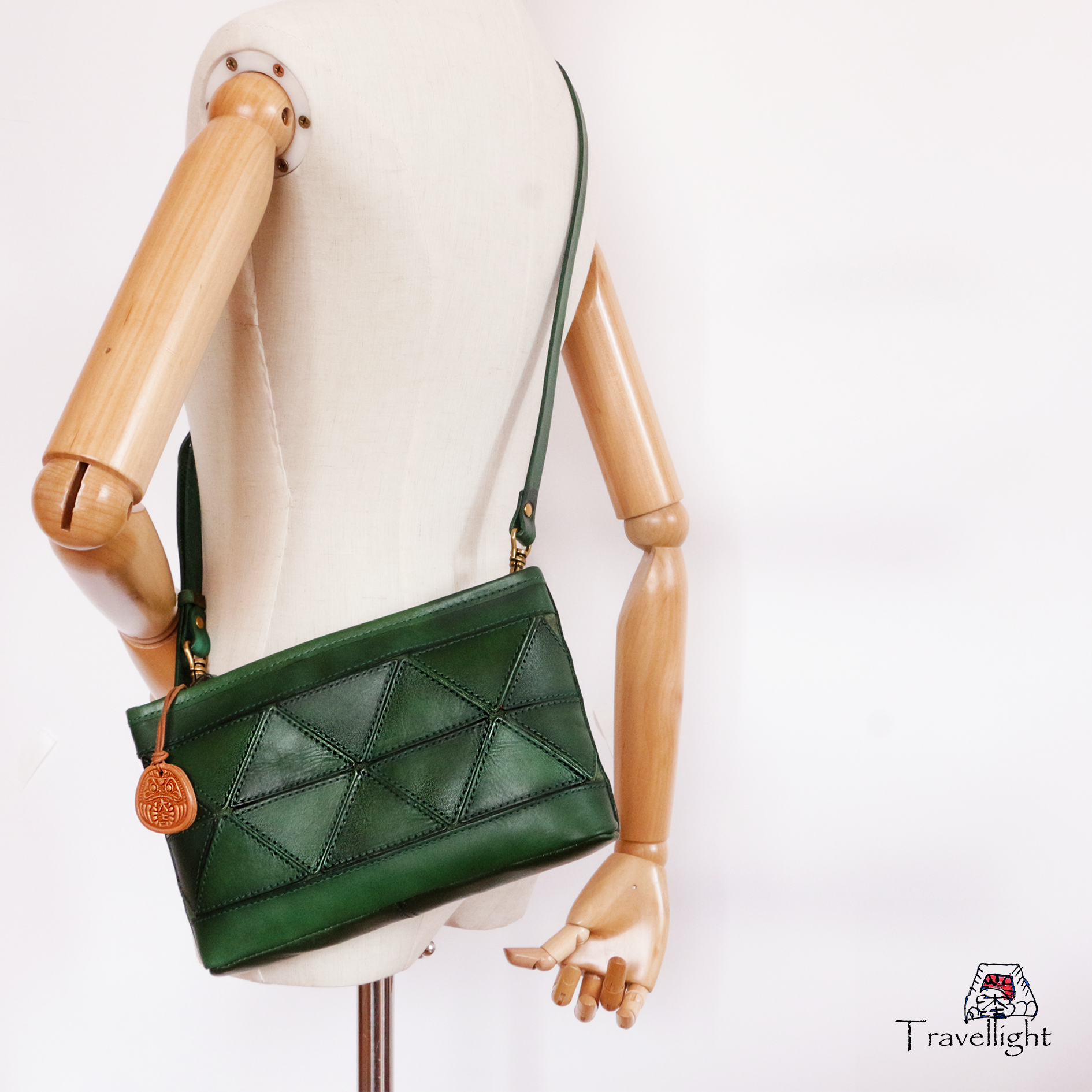 手縫いヌメ革牛革ショルダーバッグ斜め掛けポシェットグリーン