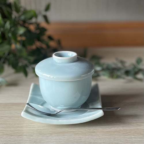 ダンゴムシ 茶碗 (つくる哲学)