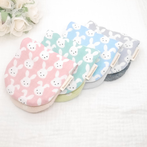 ふわふわガーゼハンカチ『ほっこりうさぎ』優しい肌触りの8重ガーゼ  