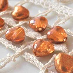 ハート　真鍮色　チェコビーズCzech Glass Beads10個 4枚目の画像