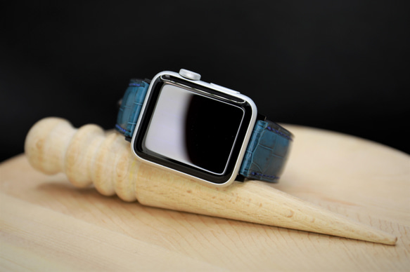 【限定】高級革使用Apple Watch クロコダイル革 ワニ革 バンド 時計ベルト D70総手縫い製作 1枚目の画像
