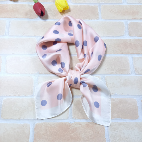 新品タグ付 マーガレットハウエル ピュアシルク100 スポットドットスカーフ ARCHIVE POLKA DOT SCARF | MARGARET HOWELL（マーガレット・ハウエル