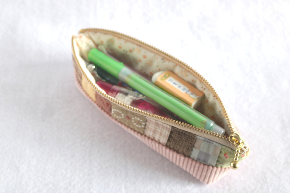 四角つなぎのスリムペンケース（コーデユロイ） 8枚目の画像