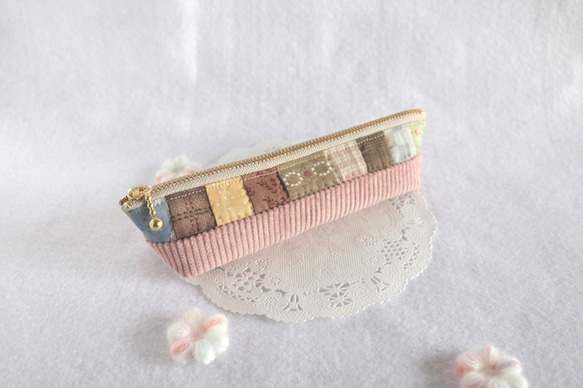 四角つなぎのスリムペンケース（コーデユロイ） 1枚目の画像