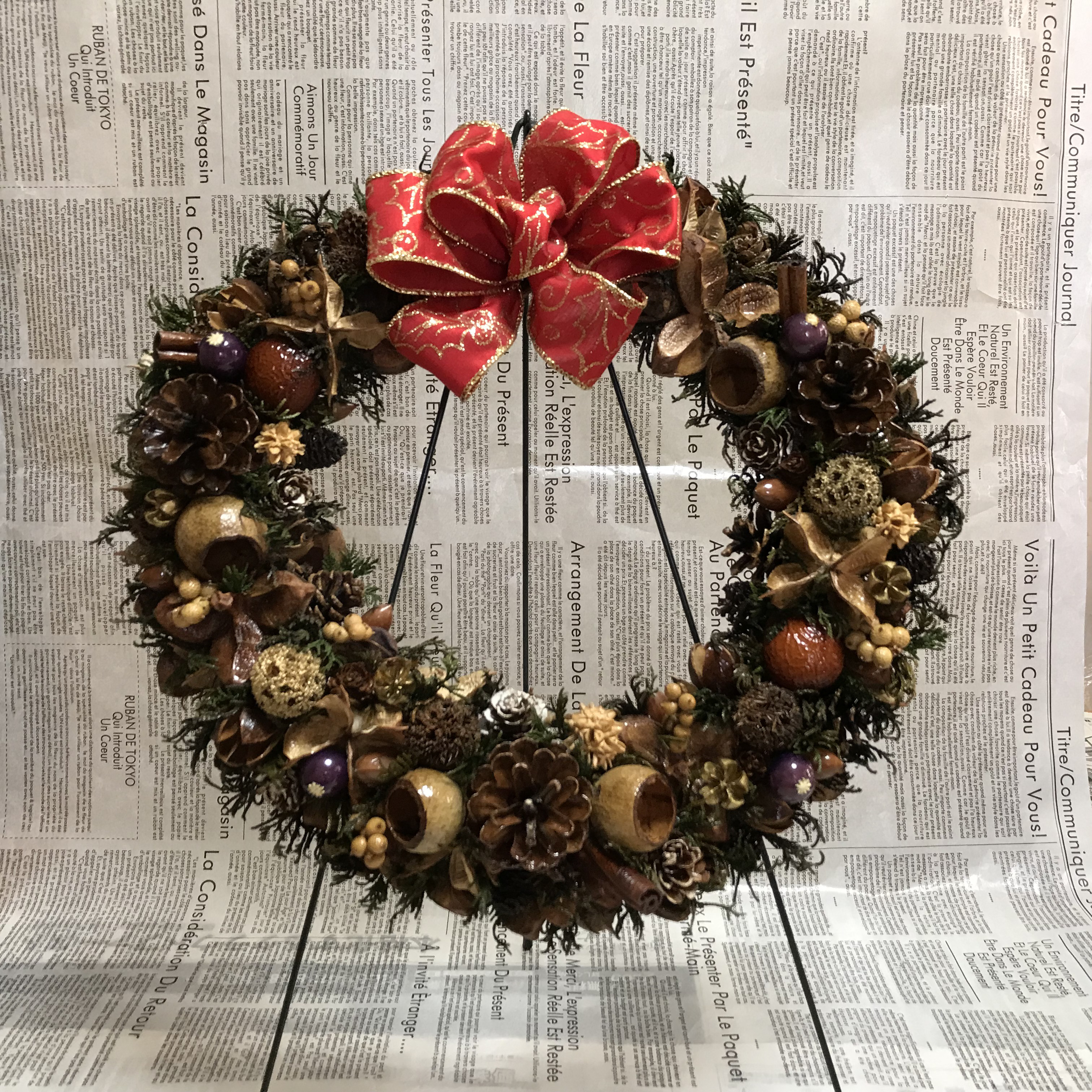 《X'mas》北欧の森の木の実のリースベル付き　最大34ｃｍ（一点限定）