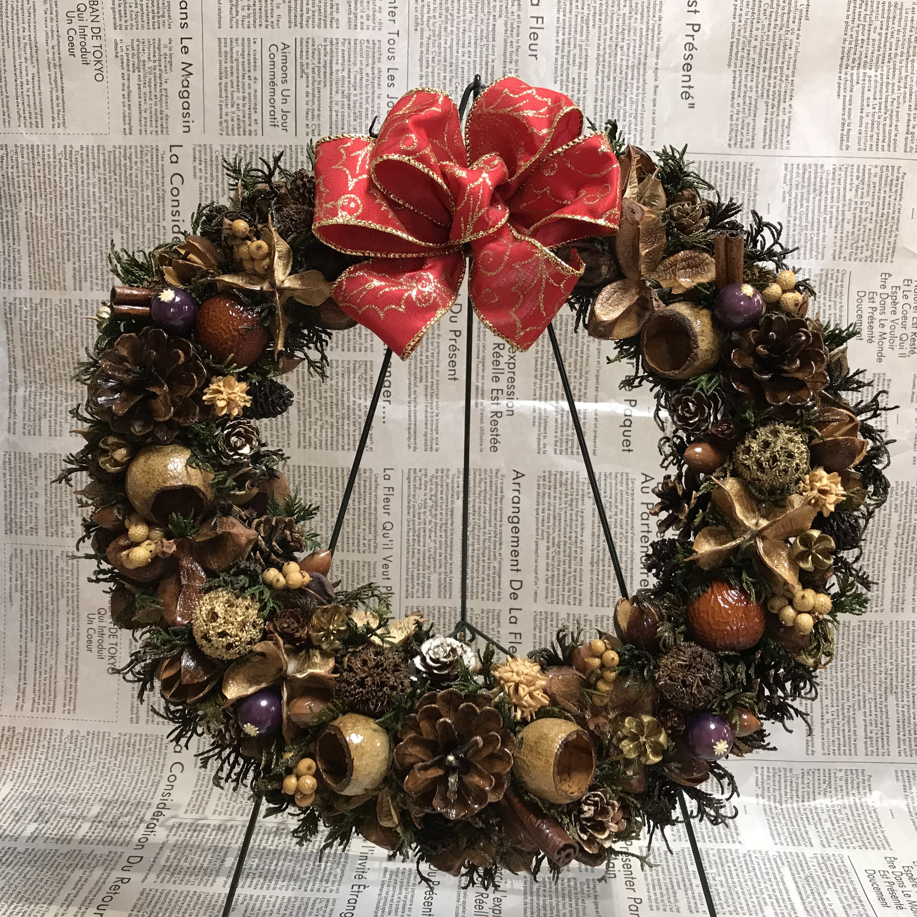 《X'mas》北欧の森の木の実のリースベル付き　最大34ｃｍ（一点限定）