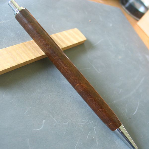 9月【朴】木軸シャープペン（0.5㎜）黄金色に輝く杢が素敵【即日