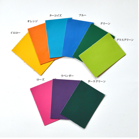 【Colors(カラーズ）：スリムタイプ　ミニ6穴システム手帳】 シルバークロコの型押し革製　MK−1511−CV−2 5枚目の画像
