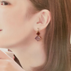 &lt;&lt; 二月生日石 &gt;&gt; 紫水晶雕刻石耳環/耳環 第4張的照片