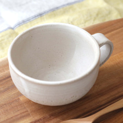 白マット釉のざっくりほっこりスープカップ 5枚目の画像