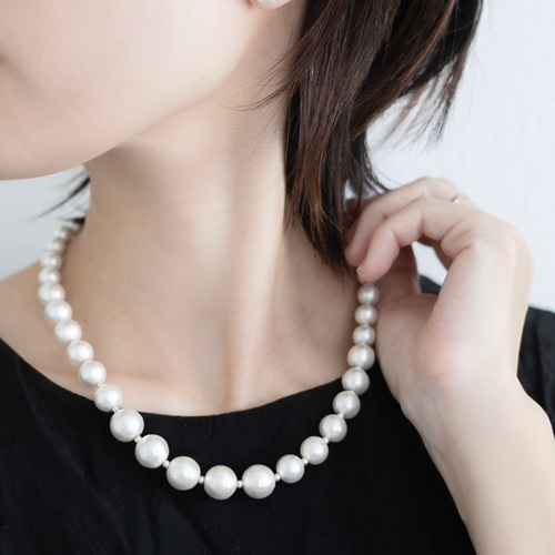 グラデーションホワイトコットンパールのショートネックレス 1連【入学  