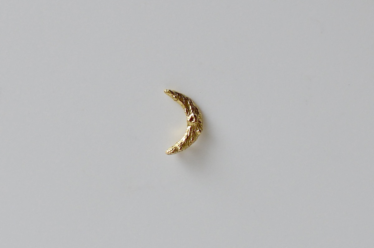 K18チャーム　月面三日月